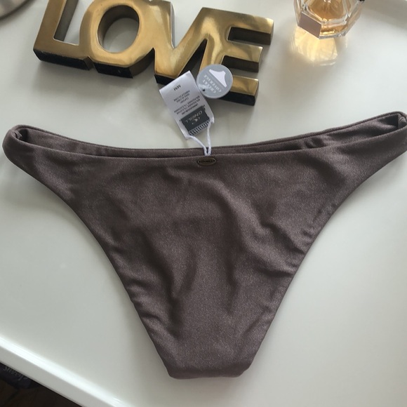 New O’Neill bikini bottom (cheeky coverage - M) - Picture 2 of 4